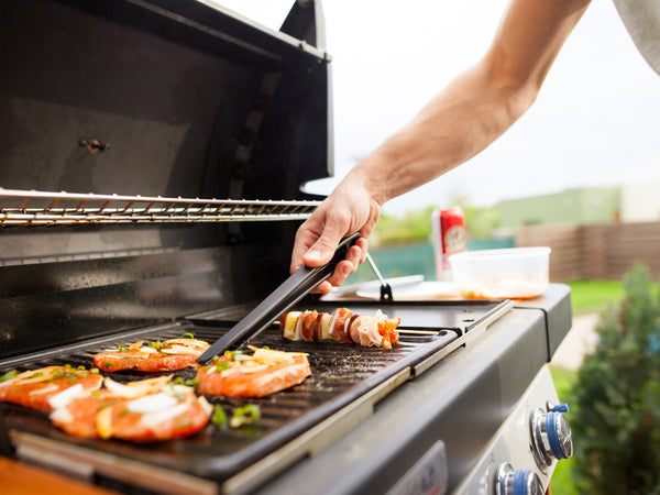 King of the Grill: 10 Great Gadgets That Chef Dad Will Love
